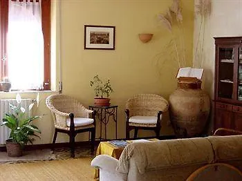 B&B La Giara Николози 3*,  Италия