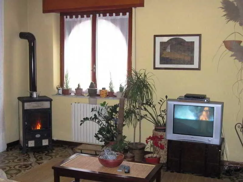 B&B La Giara Николози 3*,  Италия