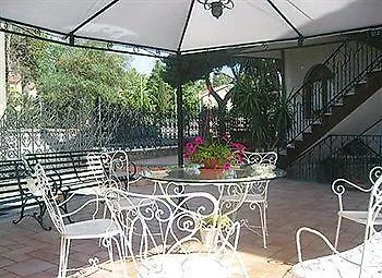 B&B La Giara Николози Отель типа 