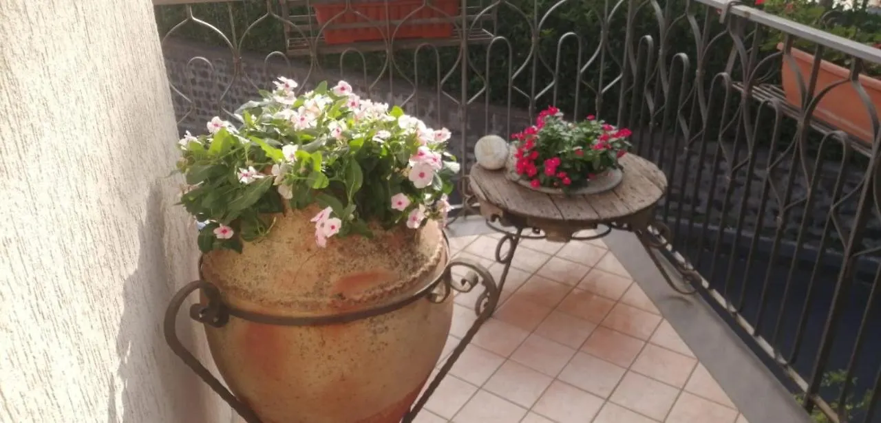 Alojamento de Acomodação e Pequeno-almoço B&B La Giara Nicolosi