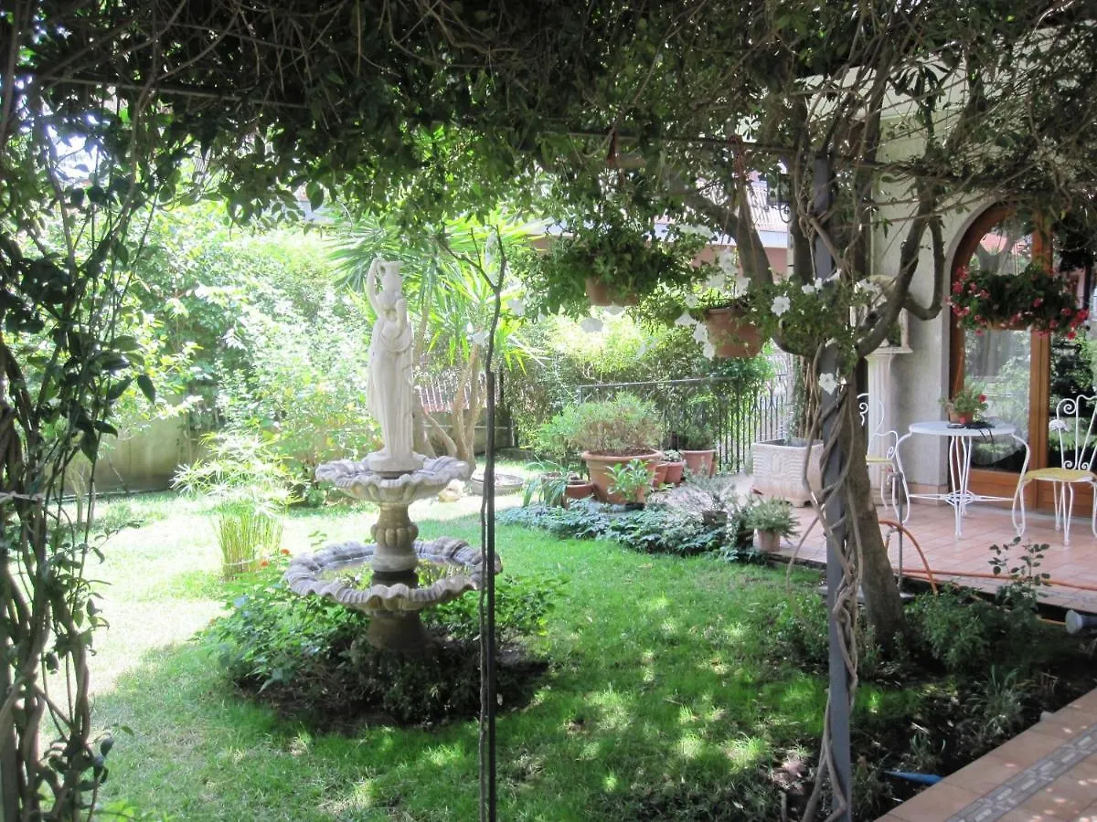 Alojamento de Acomodação e Pequeno-almoço B&B La Giara Nicolosi